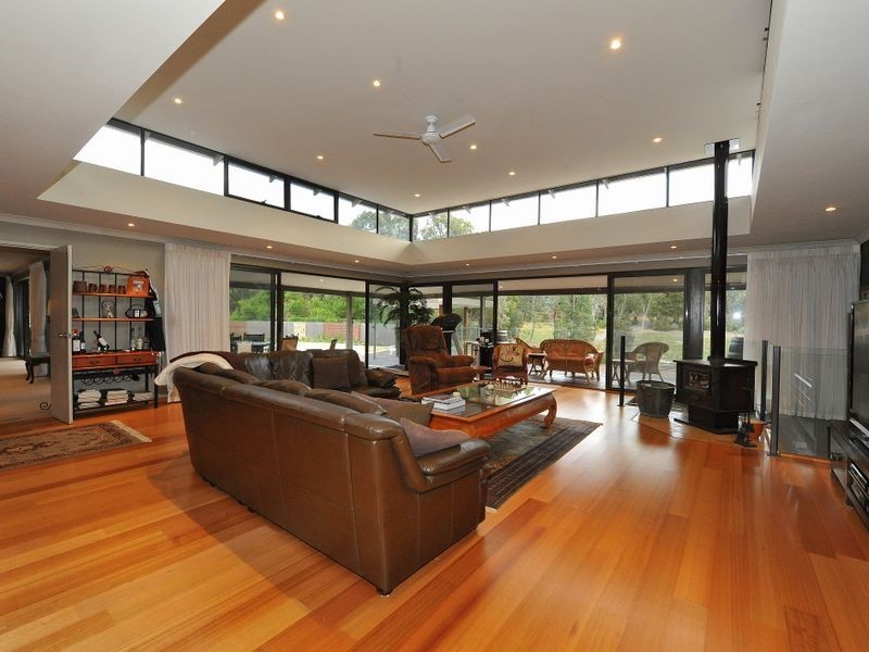 143 Bahen Road, Hacketts Gully WA 6076