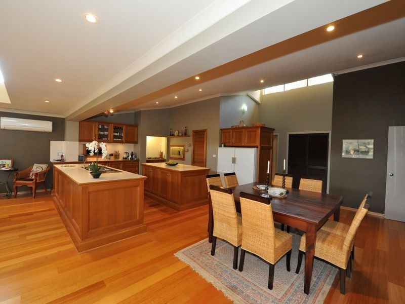 143 Bahen Road, Hacketts Gully WA 6076