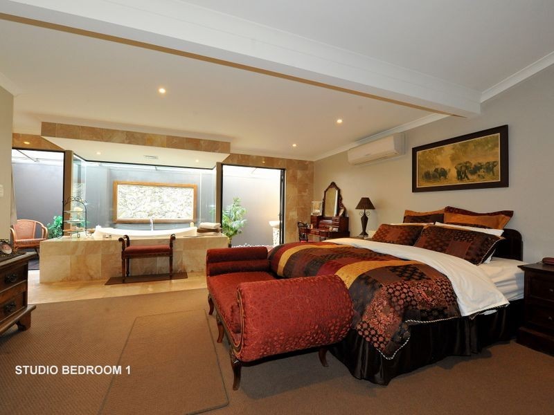 143 Bahen Road, Hacketts Gully WA 6076