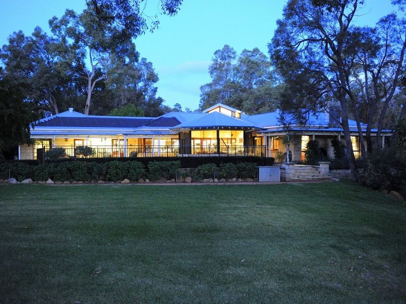 198 Burgess Road, Gidgegannup WA 6083