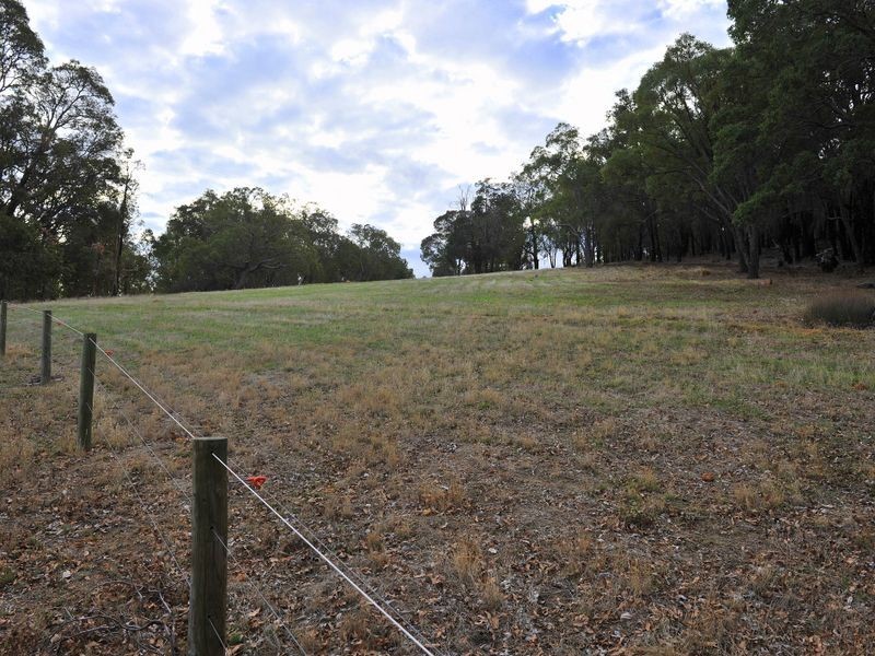 198 Burgess Road, Gidgegannup WA 6083