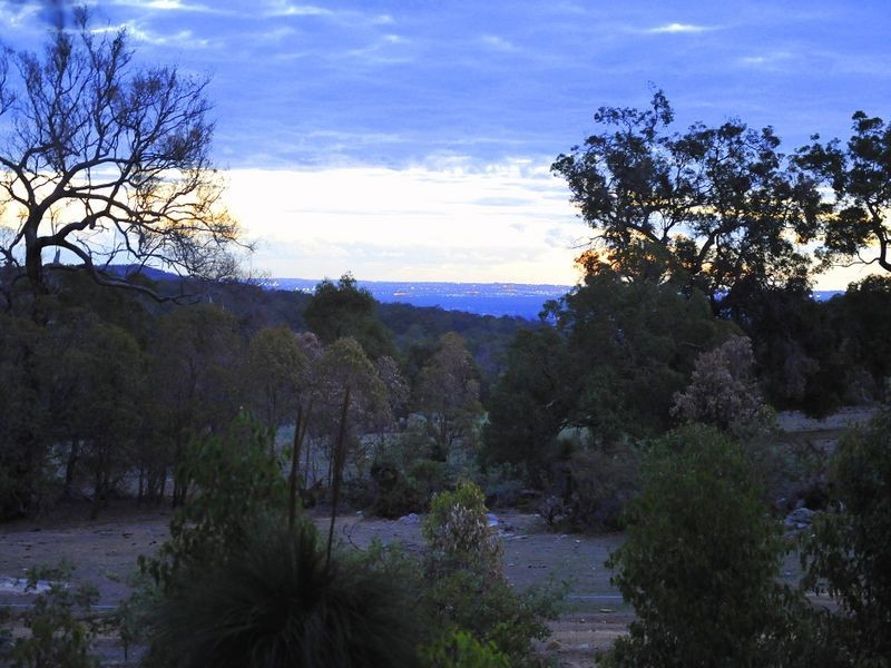 198 Burgess Road, Gidgegannup WA 6083