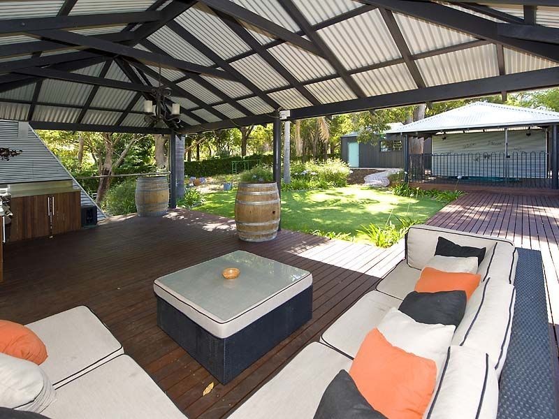 27 George Road, Lesmurdie WA 6076