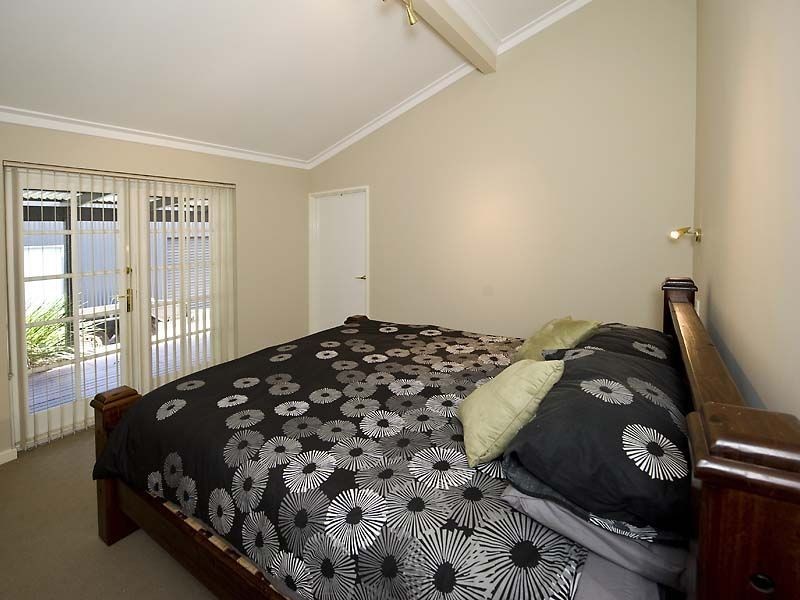 27 George Road, Lesmurdie WA 6076