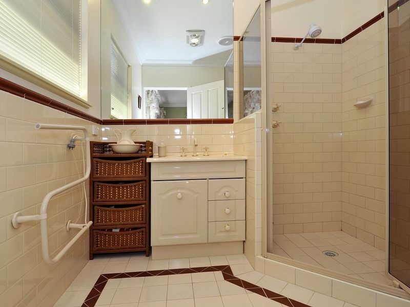 9 Logie Vale, Lesmurdie WA 6076