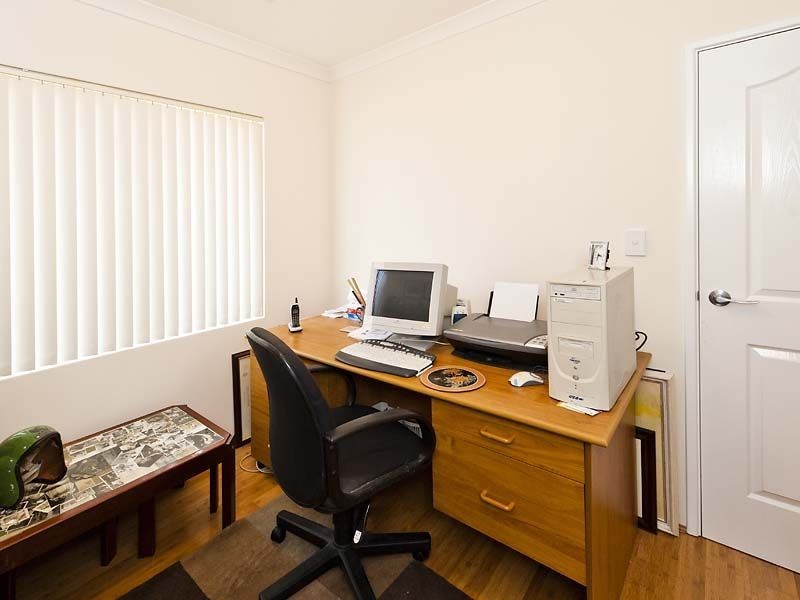 2/9 Railway Rd, Kalamunda WA 6076