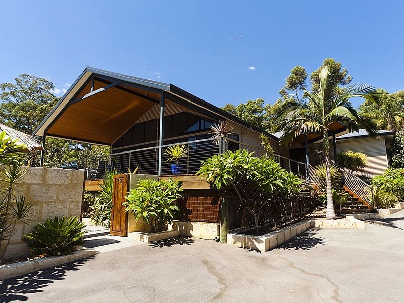 3 Littley Rest, Kalamunda WA 6076