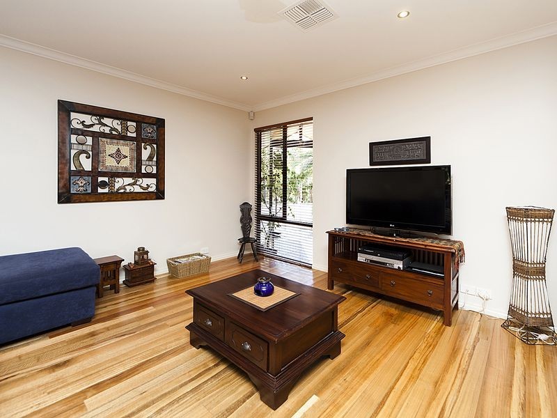 3 Littley Rest, Kalamunda WA 6076