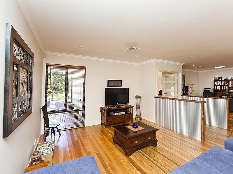 3 Littley Rest, Kalamunda WA 6076