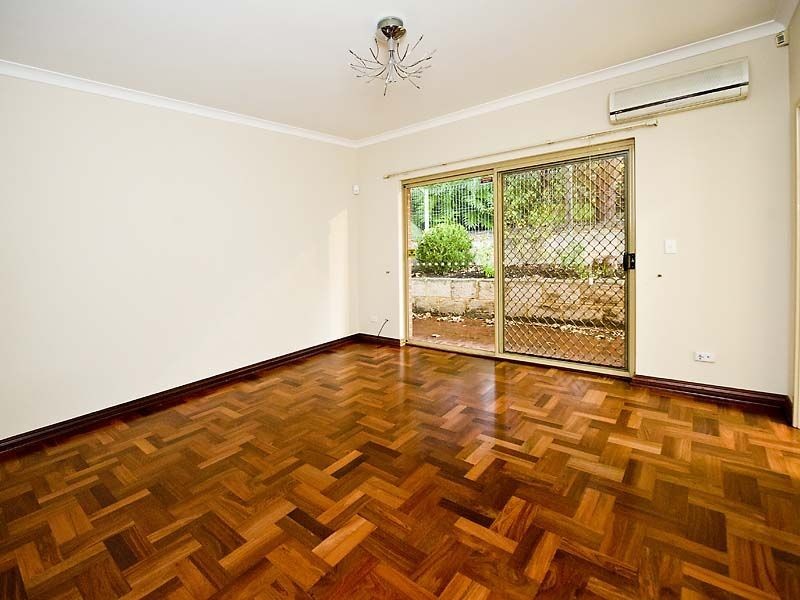 17 Dale Drive, Gooseberry Hill WA 6076