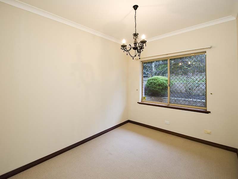 17 Dale Drive, Gooseberry Hill WA 6076