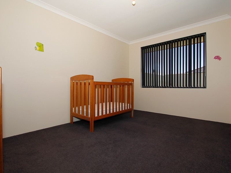 5 Heroic Lane, Wattle Grove WA 6107