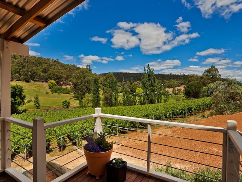 345 Aldersyde Road, Bickley WA 6076