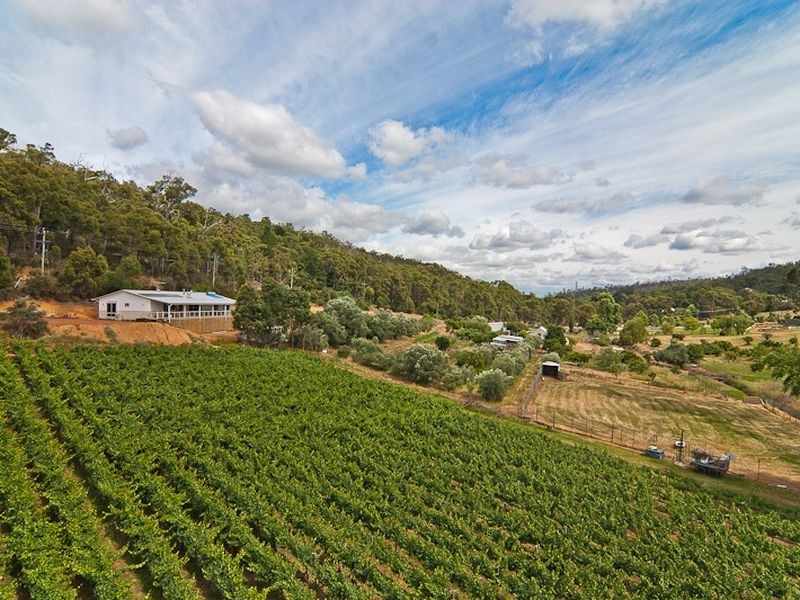 345 Aldersyde Road, Bickley WA 6076