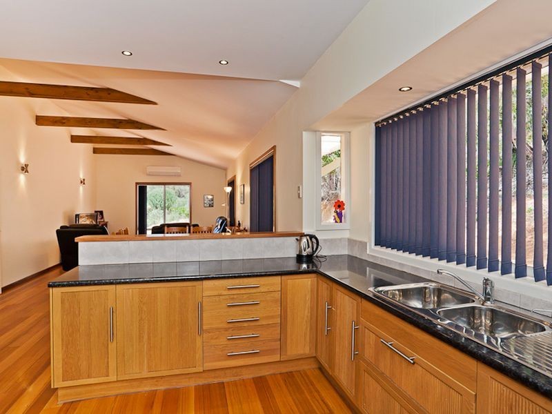 345 Aldersyde Road, Bickley WA 6076