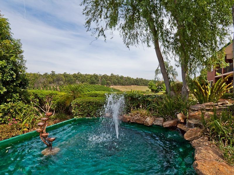 167 Stanhope Road, Bickley WA 6076