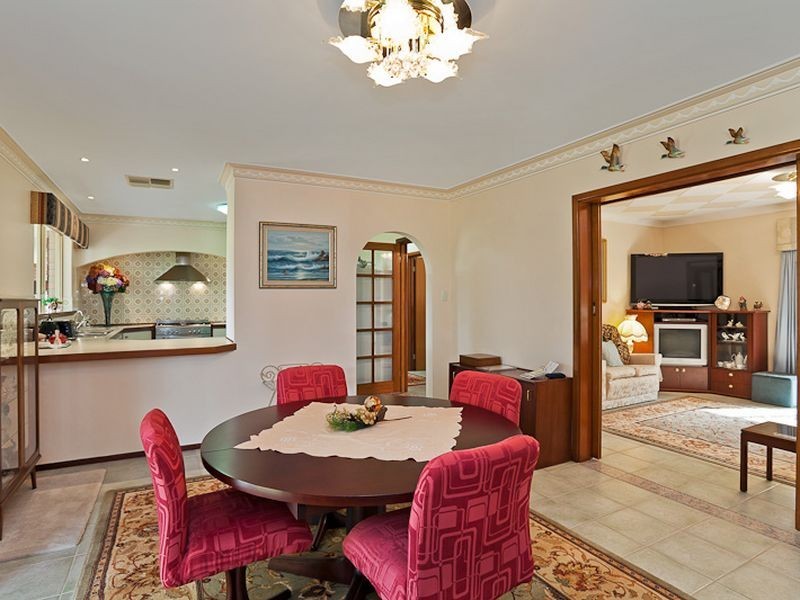 167 Stanhope Road, Bickley WA 6076