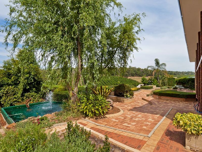 167 Stanhope Road, Bickley WA 6076