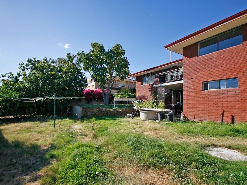 208 Canning Road, Lesmurdie WA 6076