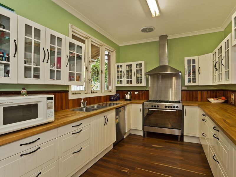 4 Herald  Close, Kalamunda WA 6076