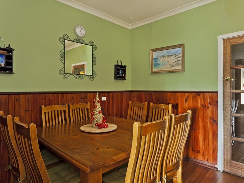 4 Herald  Close, Kalamunda WA 6076