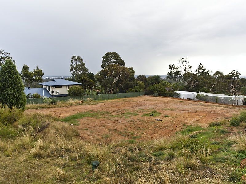 7 Nangana Way, Kalamunda WA 6076
