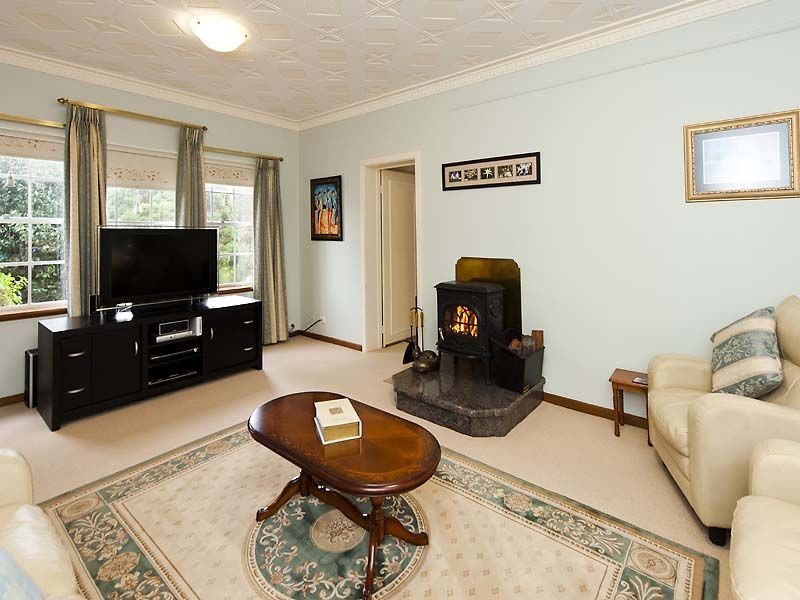 68 George Road, Lesmurdie WA 6076