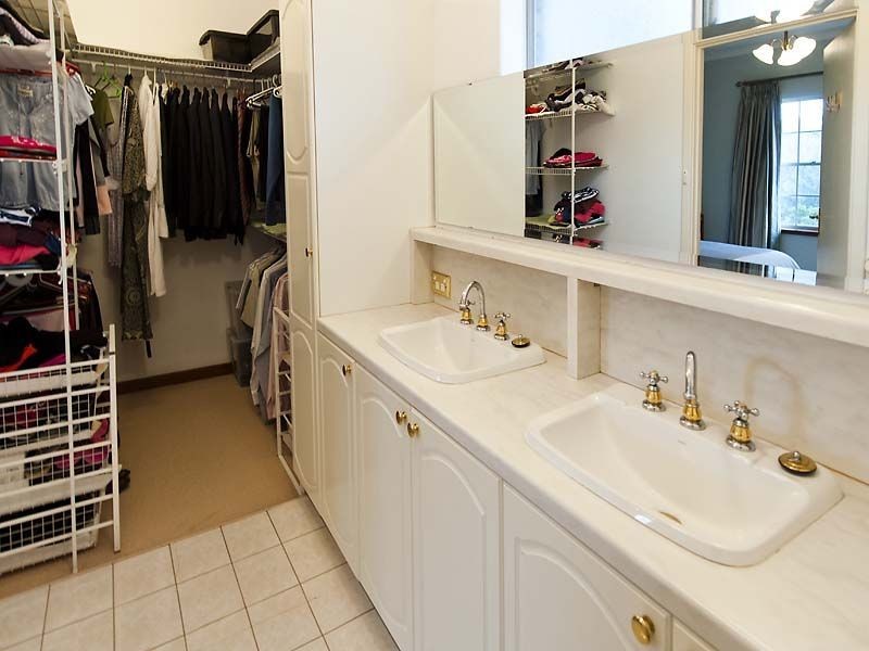 68 George Road, Lesmurdie WA 6076