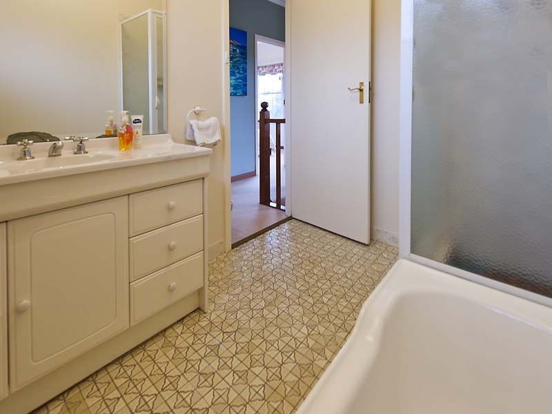 68 George Road, Lesmurdie WA 6076