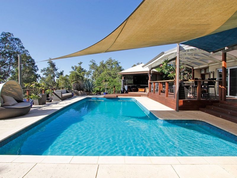 34 Ashurst Drive, Lesmurdie WA 6076