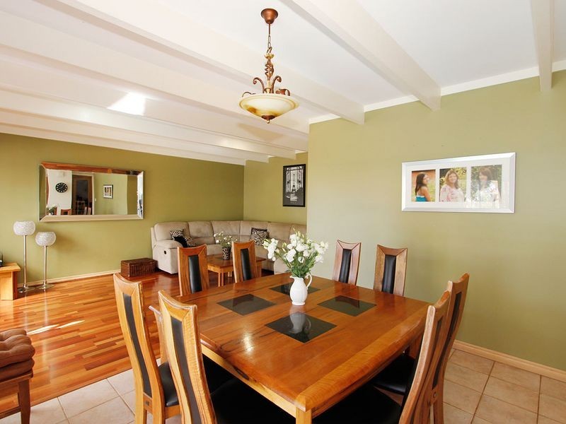 34 Ashurst Drive, Lesmurdie WA 6076
