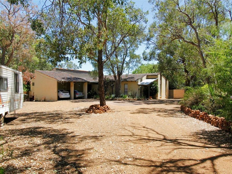 34 Ashurst Drive, Lesmurdie WA 6076