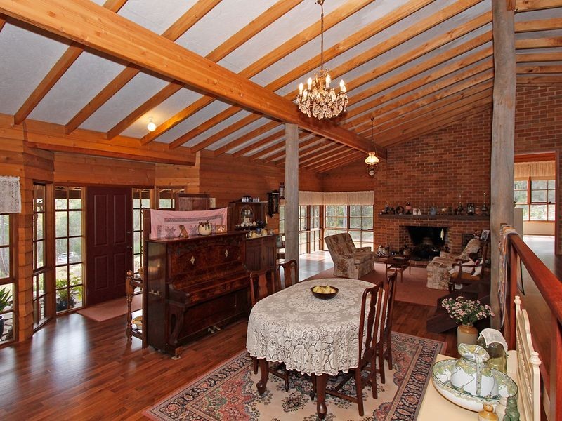 2 Punai Place, Bickley WA 6076