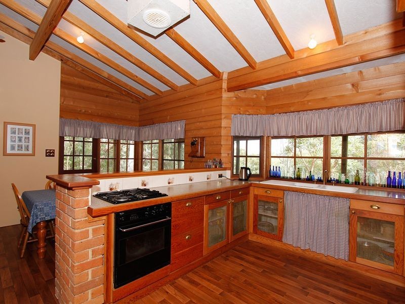 2 Punai Place, Bickley WA 6076