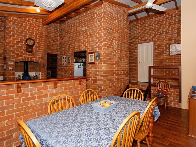 2 Punai Place, Bickley WA 6076
