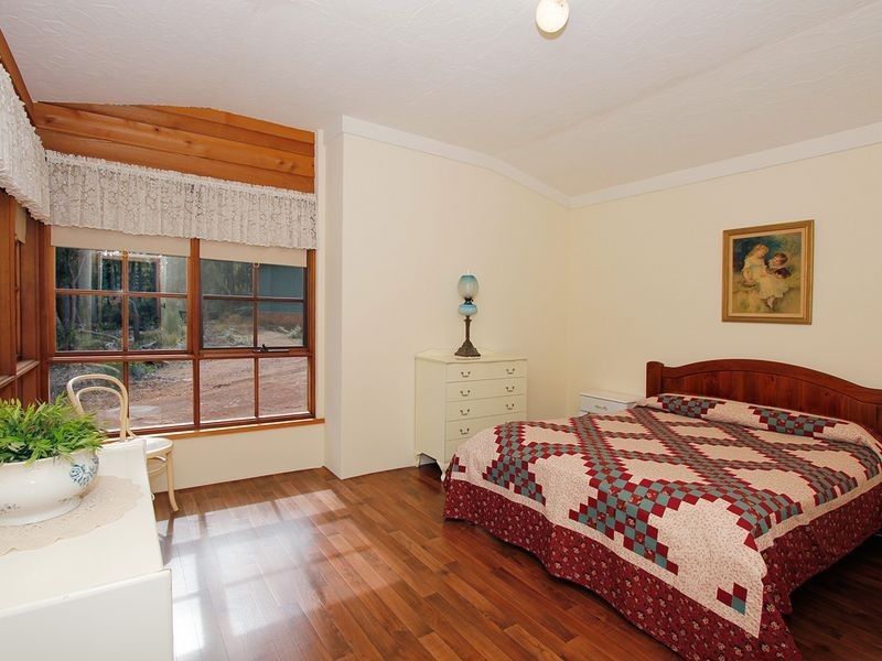 2 Punai Place, Bickley WA 6076