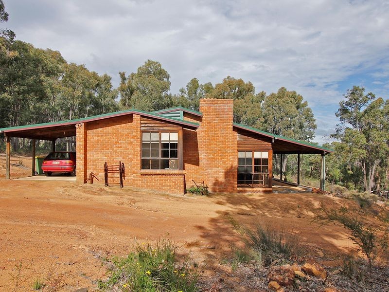 2 Punai Place, Bickley WA 6076
