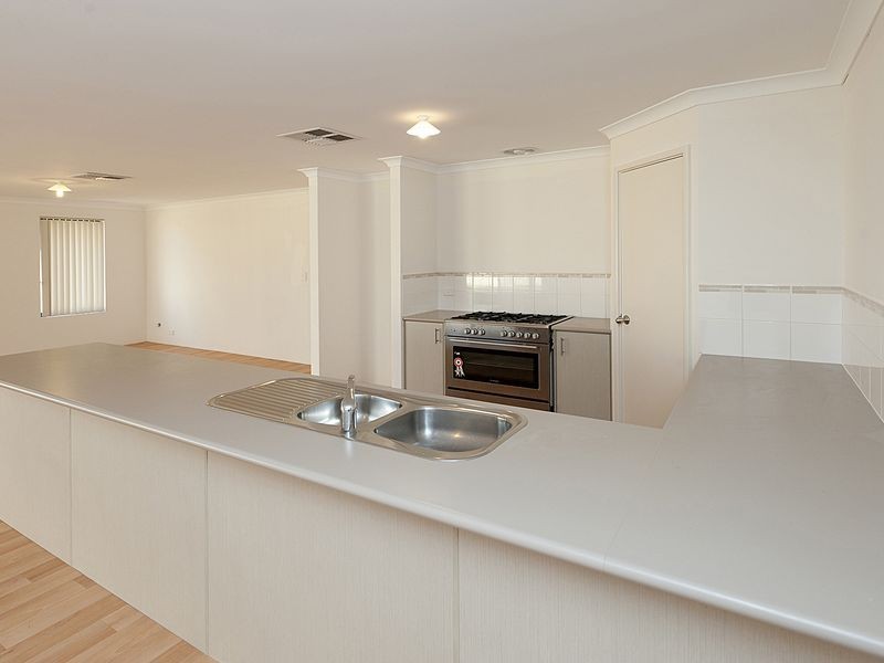 2 Kandimak Boulevard, Darling Downs WA 6122