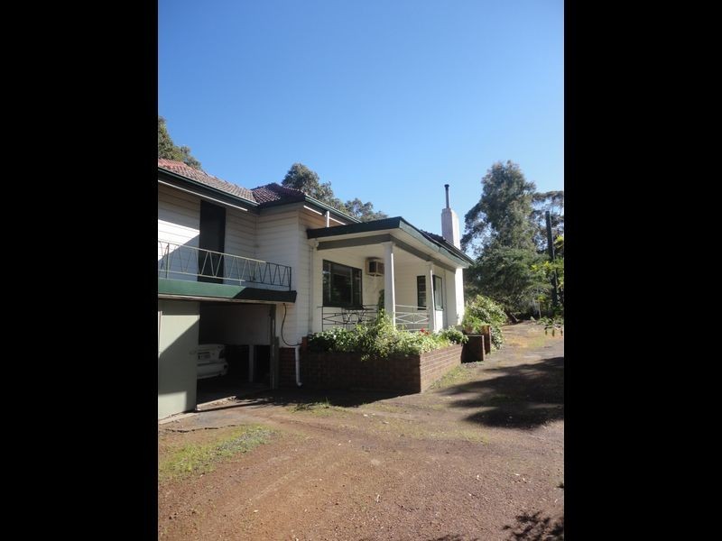 2 Parke Road, Gooseberry Hill WA 6076