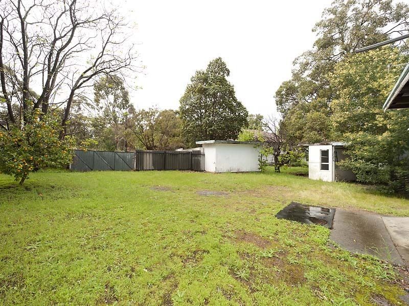 2 Parke Road, Gooseberry Hill WA 6076