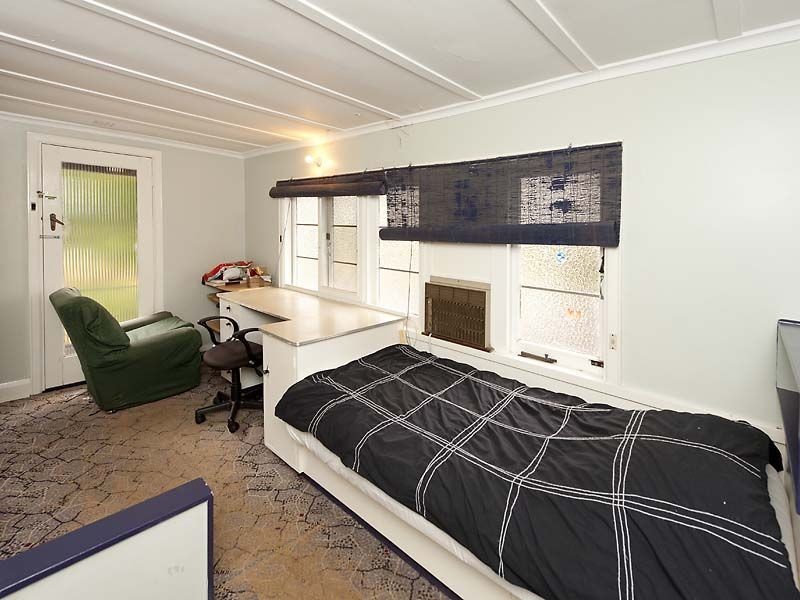 2 Parke Road, Gooseberry Hill WA 6076