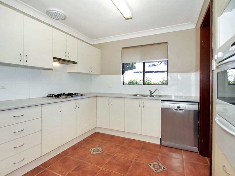 37 Heslop Road, Lesmurdie WA 6076