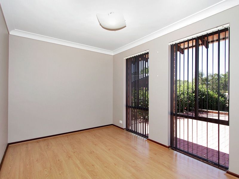 37 Heslop Road, Lesmurdie WA 6076