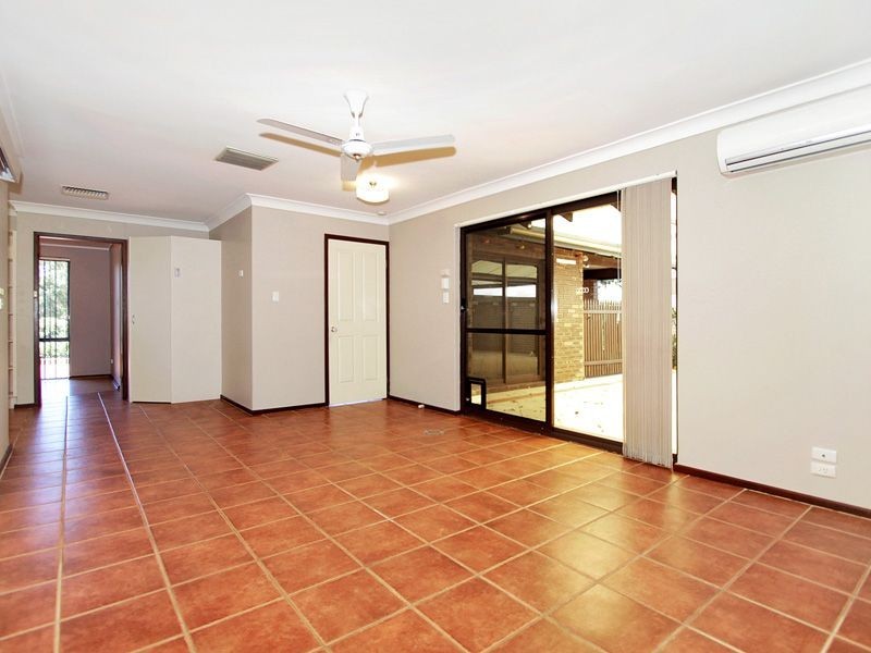 37 Heslop Road, Lesmurdie WA 6076