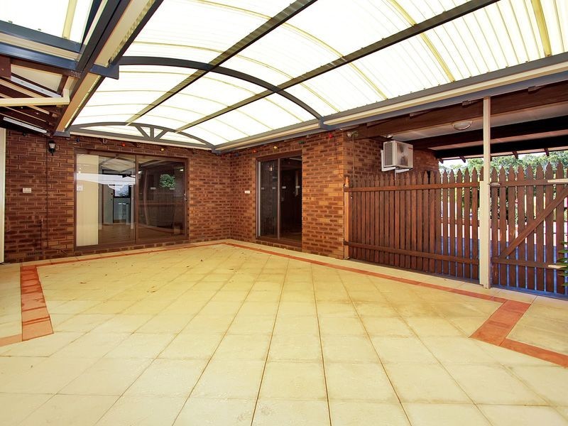 37 Heslop Road, Lesmurdie WA 6076