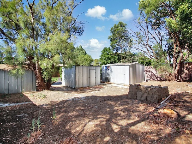 37 Heslop Road, Lesmurdie WA 6076