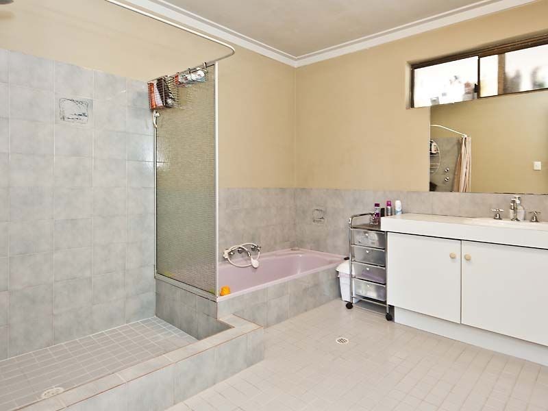 2 Armitt Street, Kewdale WA 6105