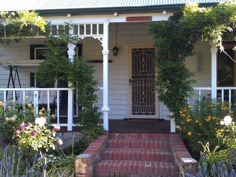 6080 Phillips Road, Mundaring WA 6073