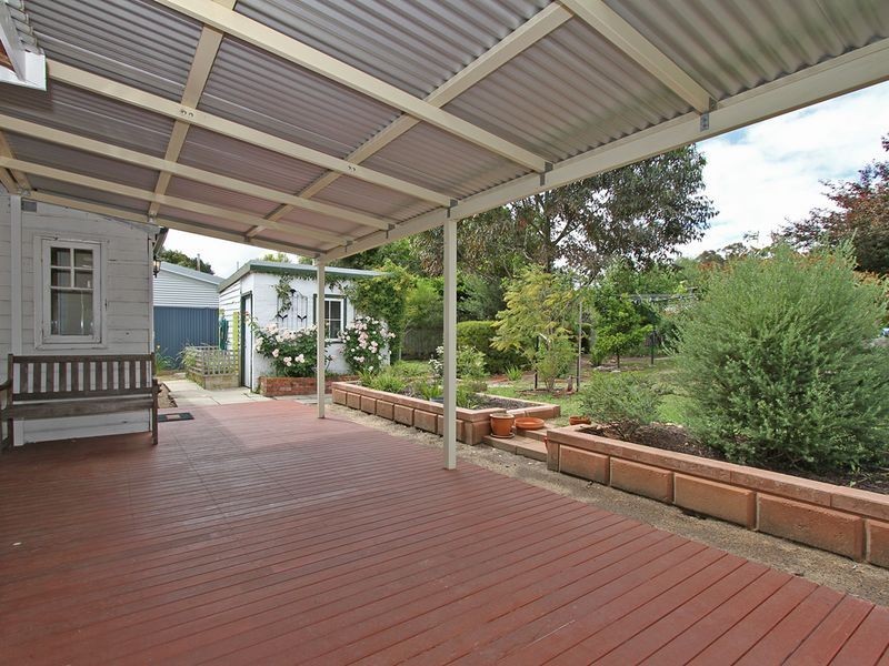 6080 Phillips Road, Mundaring WA 6073