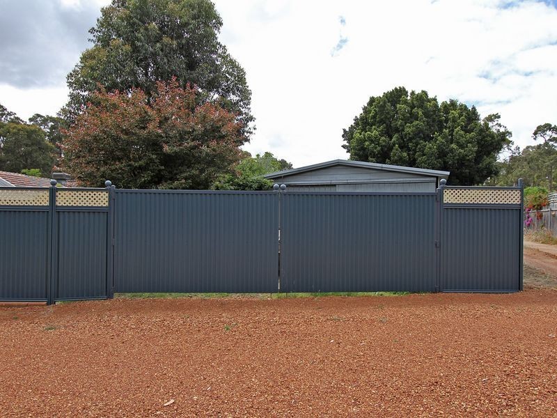 6080 Phillips Road, Mundaring WA 6073